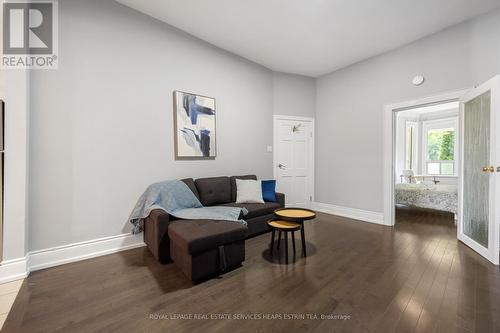 MAIN - 124 ARGYLE STREET , Toronto, Ontario M6J 1N9 3