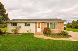 463 Almey AVE  Winnipeg, MB R3W 1P6