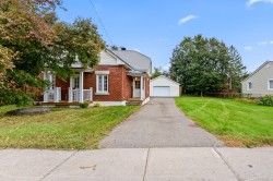 669 79e Avenue  Laval (Chomedey), QC H7V 3H8