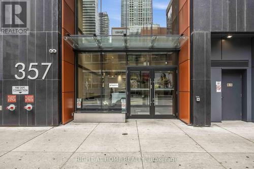 2801 - 357 KING STREET W , Toronto, Ontario M5V 0S7 2