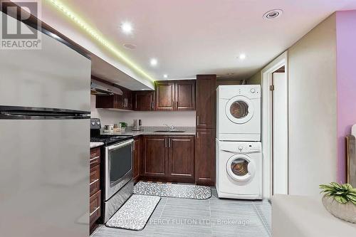 LOWER - 10 MURIEL AVENUE , Toronto, Ontario M4J 2X9 4