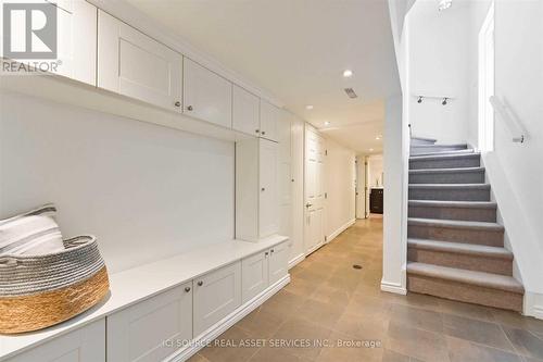 LOWER - 25 MANN AVENUE , Toronto, Ontario M4S 2Y2 5