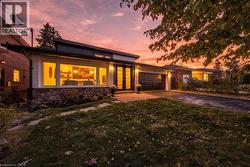 184 TORRESDALE Avenue  North York, ON M2R 3E4