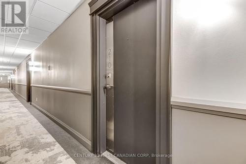 5 JACKSWAY CRESCENT , London North (North G), Ontario N5X 3T6 3