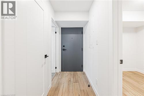 555 SANATORIUM Road Unit# 104 , Hamilton, Ontario L9C 2B1 3