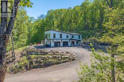 25 NATURES WAY  Huntsville (Brunel), ON P1H 0B4