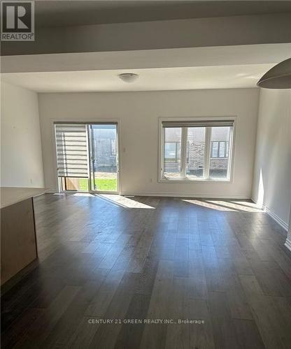 53 JUNE CALLWOOD WAY , Brantford, Ontario N3T 0V2 3