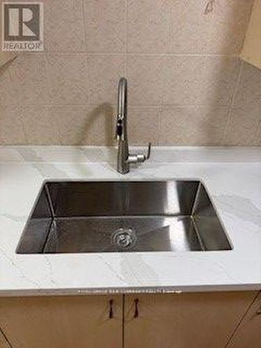 LOWER - 9 COLDSTREAM CRESCENT , Richmond Hill, Ontario L4S 1E6 5