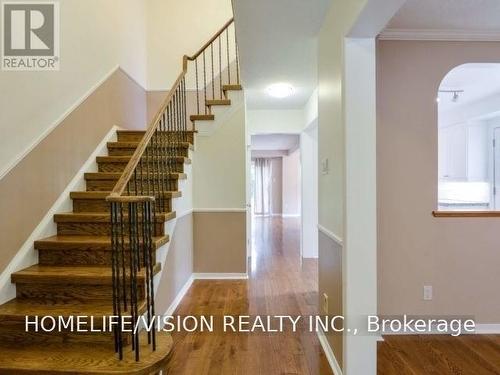 229 VILLAGE WOOD ROAD , Oakville, Ontario L6L 5S6 5