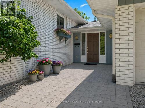 1320 Gatehouse Drive, Mississauga, ON 