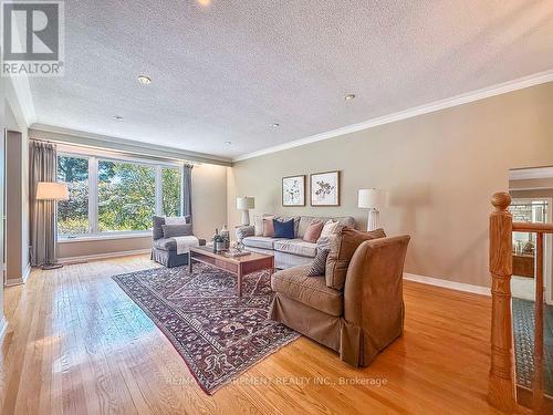 1320 Gatehouse Drive, Mississauga, ON 