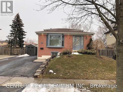 8 SUTHERLAND AVENUE , Brampton, Ontario L6V 2H4 2