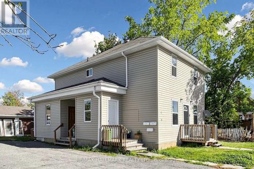 4 MARY STREET , Kawartha Lakes, Ontario K9V 2N4 5