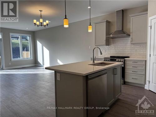 1543 FLANDERS ROAD , Brockville, Ontario K6V 0A3 4