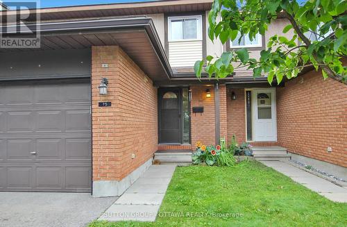 75 CLARKSON CRESCENT , Ottawa, Ontario K2L 3C9 2