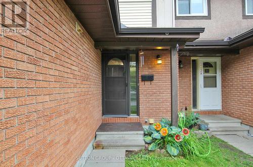 75 CLARKSON CRESCENT , Ottawa, Ontario K2L 3C9 3