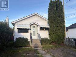 1113 CRAWFORD AVENUE Thunder Bay (Westfort), ON P7E 3E1