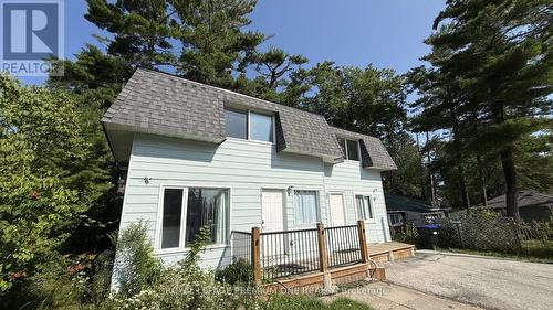UNIT A - 512 MOSLEY STREET , Wasaga Beach, Ontario L9Z 2J4 3