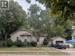 2450 WOODWARD Avenue  Burlington, ON L7R 1T9