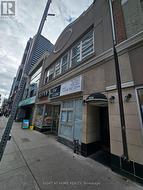 300 - 524 YONGE STREET Toronto, ON M4Y 1X9