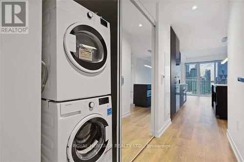 3007 - 15 LOWER JARVIS STREET W , Toronto, Ontario M5E 0C4 4