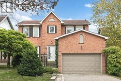 19 LONG DRIVE  Whitby (Blue Grass Meadows), ON L1N 8E2