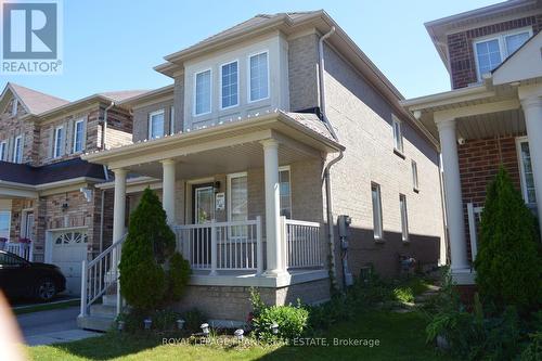 61 SUMMERSIDE AVENUE , Whitby (Taunton North), Ontario L1R 0J9 2