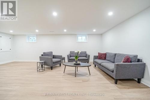 765 Dodsworth Crescent, Mississauga, ON 