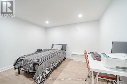 765 Dodsworth Crescent, Mississauga, ON 