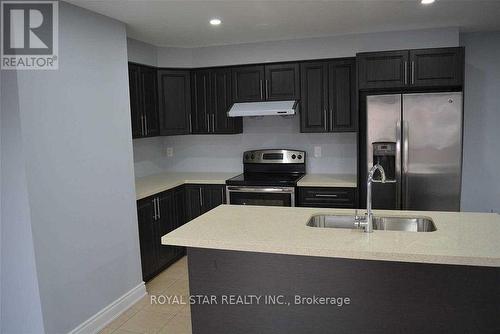 54 BAYCLIFFE CRESCENT , Brampton, Ontario L7A 3Z3 2