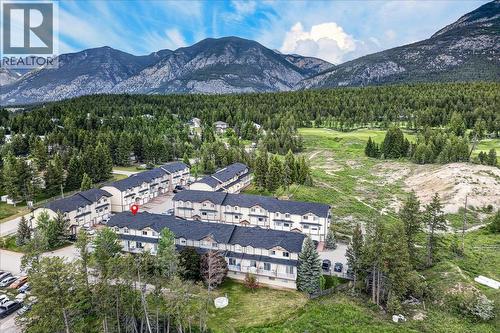 200 BLACK FOREST Trail Unit# 711  Invermere, BC V0A 1K2