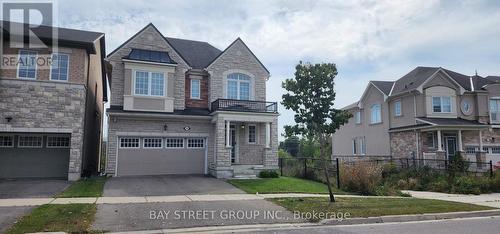 246 DEGRAAF CRESCENT , Aurora, Ontario L4G 0X1 2