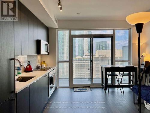 2003 - 38 IANNUZZI STREET , Toronto, Ontario M5V 0S2 3