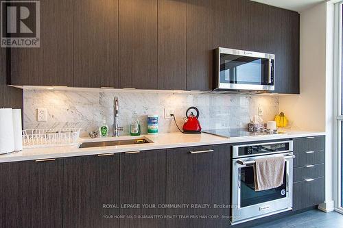 2003 - 38 IANNUZZI STREET , Toronto, Ontario M5V 0S2 5