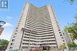402 - 1171 AMBLESIDE DRIVE  Ottawa, ON K2B 8E1