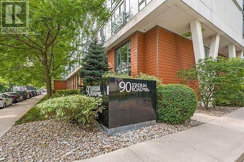 911 - 90 STADIUM ROAD , Toronto, Ontario M5V 3W5 3
