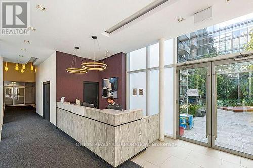 911 - 90 STADIUM ROAD , Toronto, Ontario M5V 3W5 5