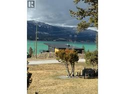 8380 RICHARDSON Crescent  Canal Flats, BC V0B 1B0