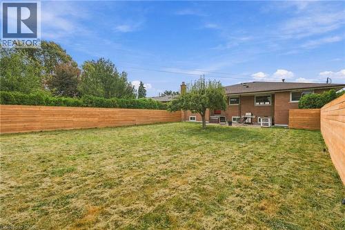 9 Donlea Drive, Hamilton, ON 