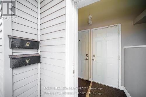 B - 1896 FEATHERSTON DRIVE , Ottawa, Ontario K1H 6P5 4