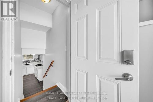 B - 1896 FEATHERSTON DRIVE , Ottawa, Ontario K1H 6P5 5