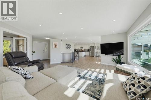 25 Capilano Drive, Saskatoon, SK 