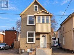 920 GLADSTONE AVENUE  Ottawa, ON K1R 6Y4