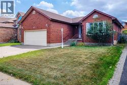 61 HIGHLAND Road  Stoney Creek, ON L8J 2T7