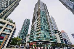 LPH2 - 4065 BRICKSTONE MEWS  Mississauga, ON L5B 0G3