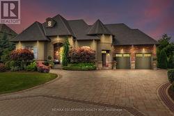 4 HOLDROYD COURT Halton Hills, ON L7G 0E8