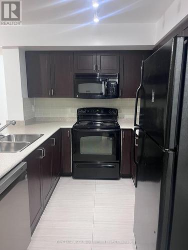 402 - 1600 CHARLES STREET , Whitby (Port Whitby), Ontario L1N 0G4 5