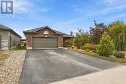 31 AMBROSIA TERRACE  Quinte West (Trenton Ward), ON K8V 0G7