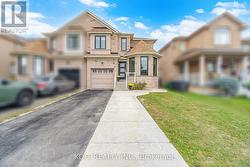 34 SADDLEBACK SQUARE  Brampton, ON L6X 5C5