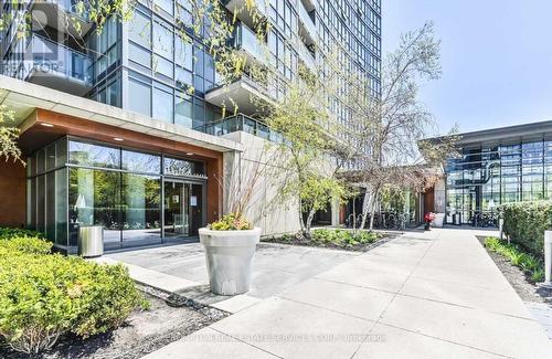 5302 - 11 BRUNEL COURT , Toronto, Ontario M5V 3Y3 3